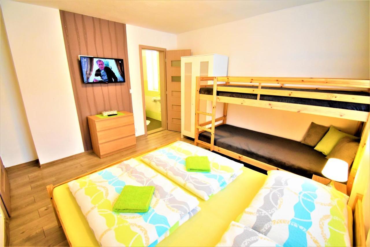 Penzion Privat Siesta Hotel Liptovský Mikuláš Eksteriør billede